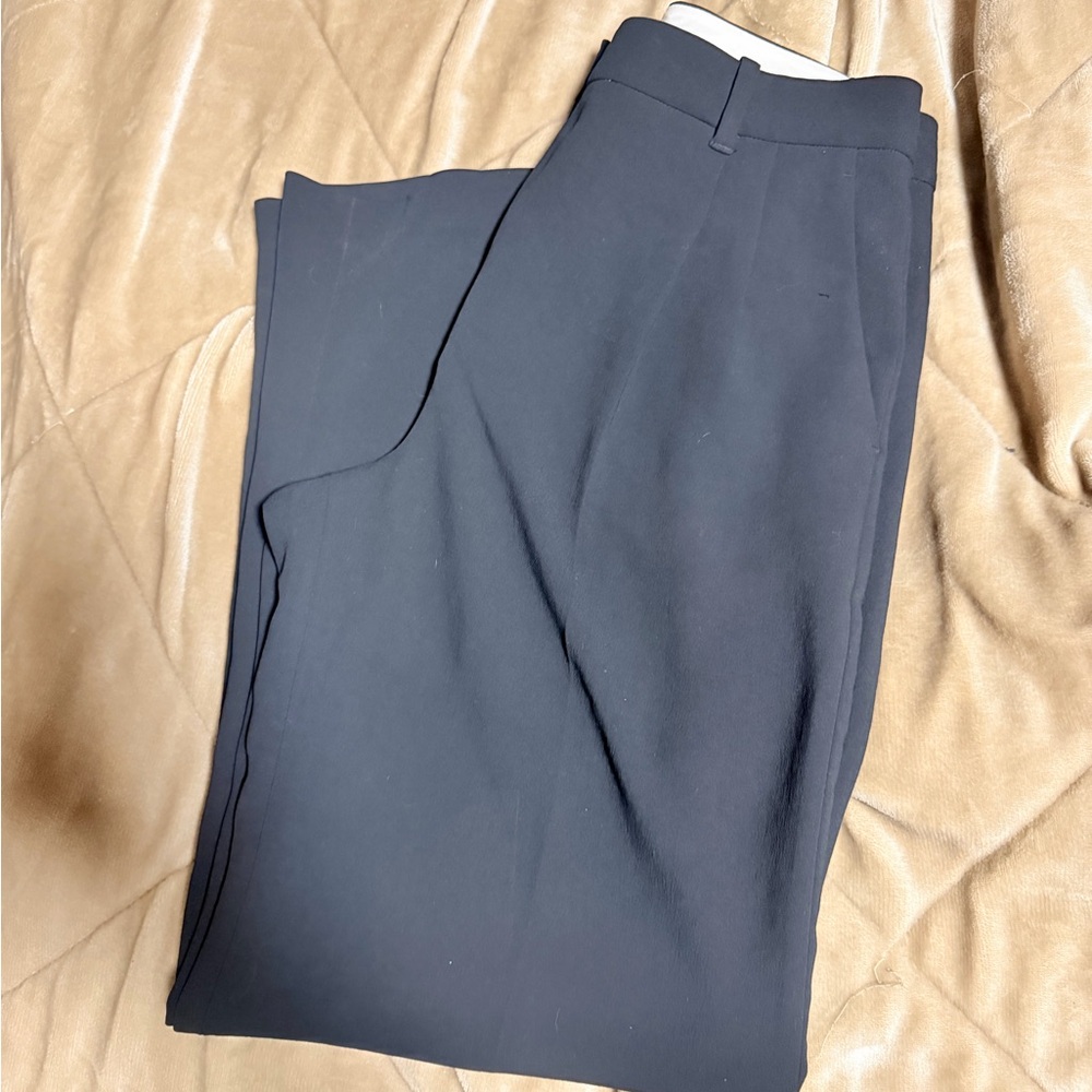 Aritzia effortless